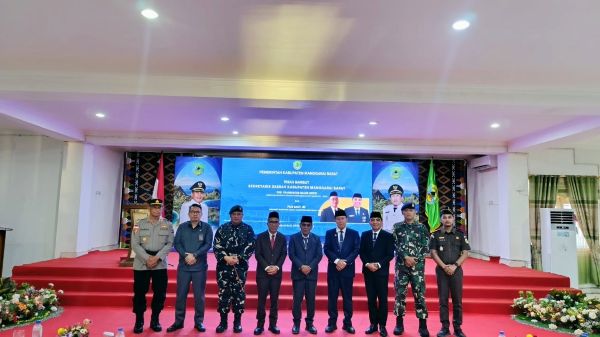 Lantik Pj. Sekda Baru Pius Baut, Bupati Mabar Instruksikan Gerak Cepat Tangani Pasca-Gempa