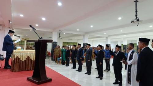 BKPSDMD Mabar Gelar Pelantikan Enam Pejabat Administrator dan Delapan Pejabat Pengawas